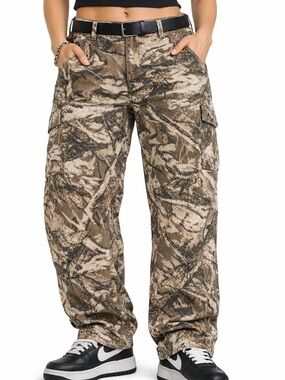Camo Cargo Pants in Brown/Beige